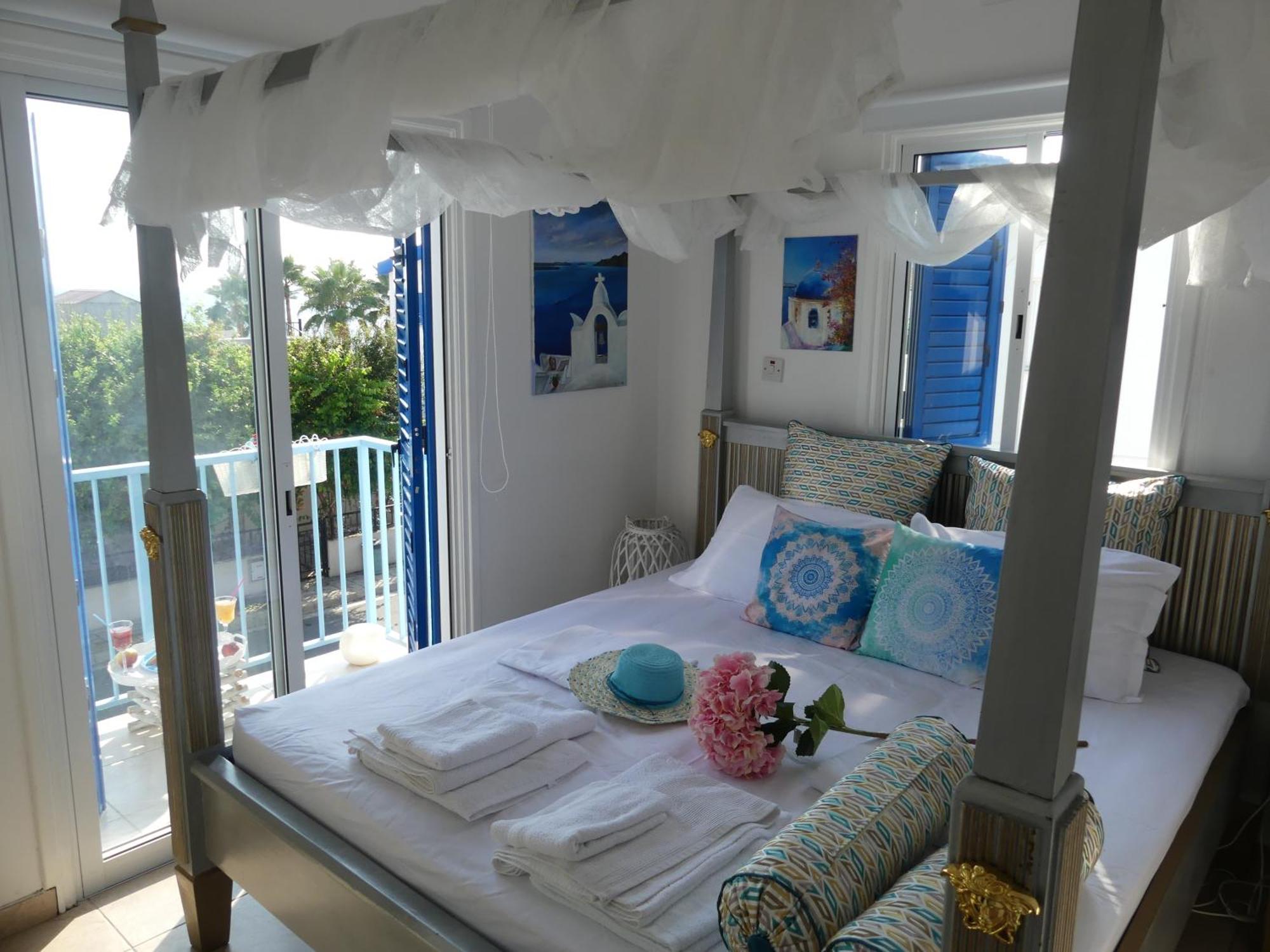 Greek Island Style 2 Bedroom Villa With Pool Next To The Sea Ларнака Экстерьер фото